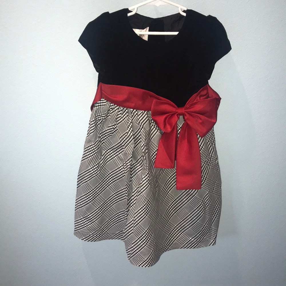 La Princess Holiday/Formal Girls’ Dress sz 5